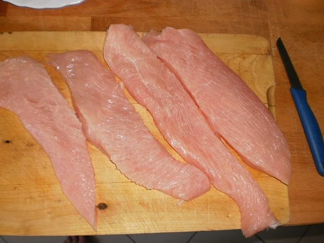 Rezept: Puten-Zuccini-Röllchen mit Spinat Bild Nr. 7 Puten-Zuccini-Röllchen mit Spinat - Rezept - Bild Nr. 7