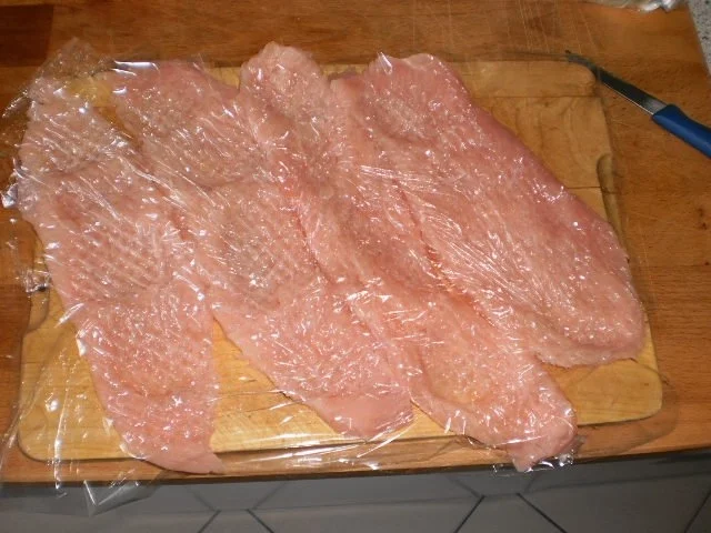 Rezept: Puten-Zuccini-Röllchen mit Spinat Bild Nr. 8 Puten-Zuccini-Röllchen mit Spinat - Rezept - Bild Nr. 8