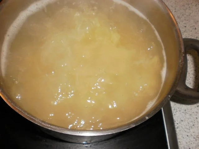 Rezept: Puten-Zuccini-Röllchen mit Spinat Bild Nr. 18 Puten-Zuccini-Röllchen mit Spinat - Rezept - Bild Nr. 18