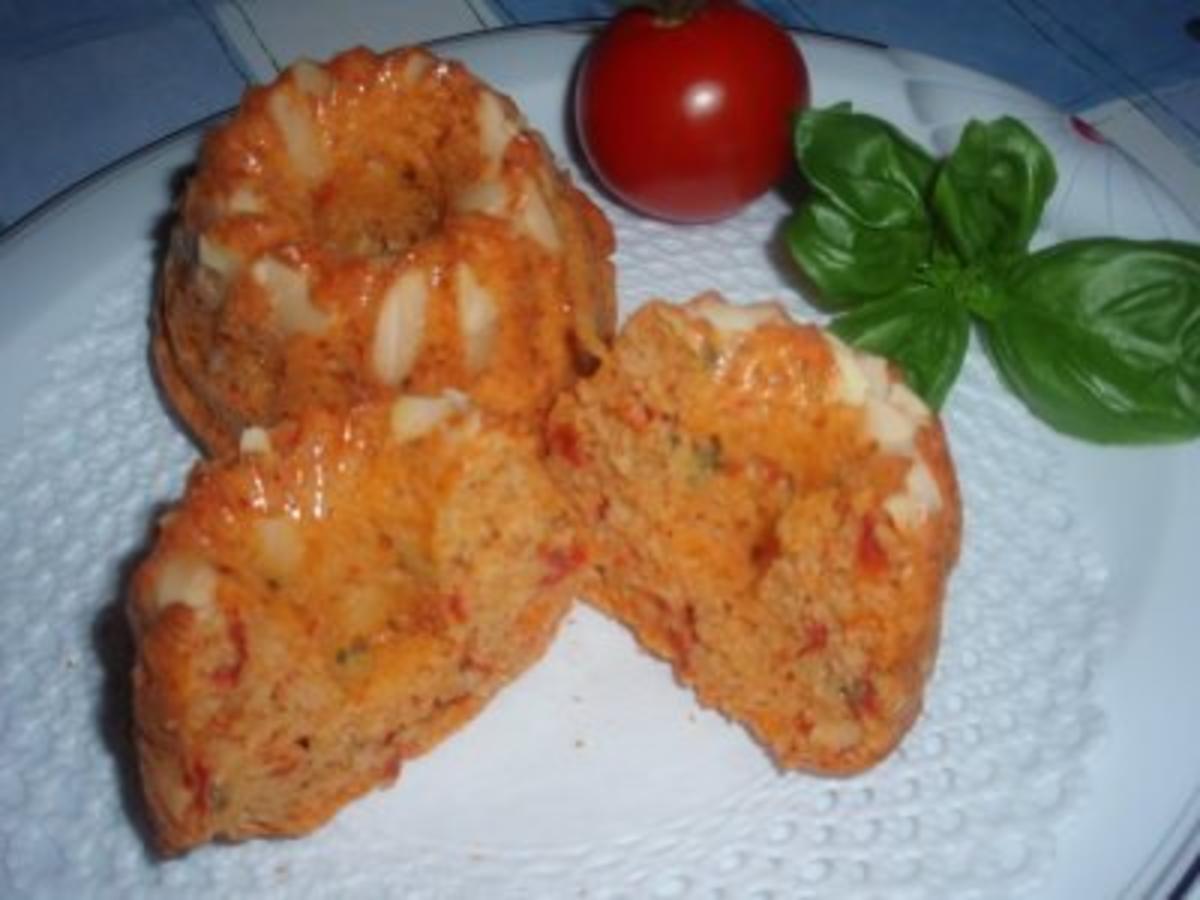 Pikantes: Tomaten-Gugelhupf mit Mandeln - Rezept - Bild Nr. 4