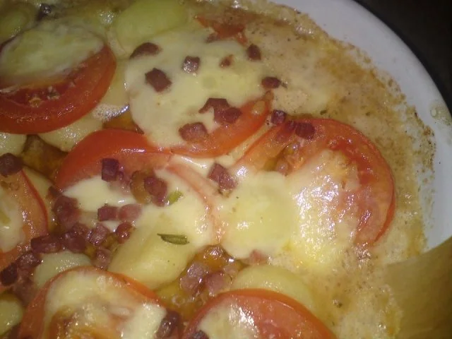 Gnocchi-Hackbällchen-Gratin - Rezept