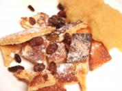 Karamellisierter Kaiserschmarren mit Apfelkompott - Rezept
