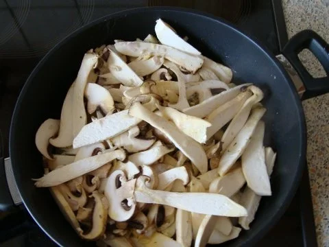 Kräuterseitlinge in Frischkäse-Sahne Beet - Rezept - Bild Nr. 4