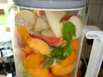 Aprikosen-Pfirsich-Mellisse-Minz Marmelade - Rezept - Bild Nr. 4