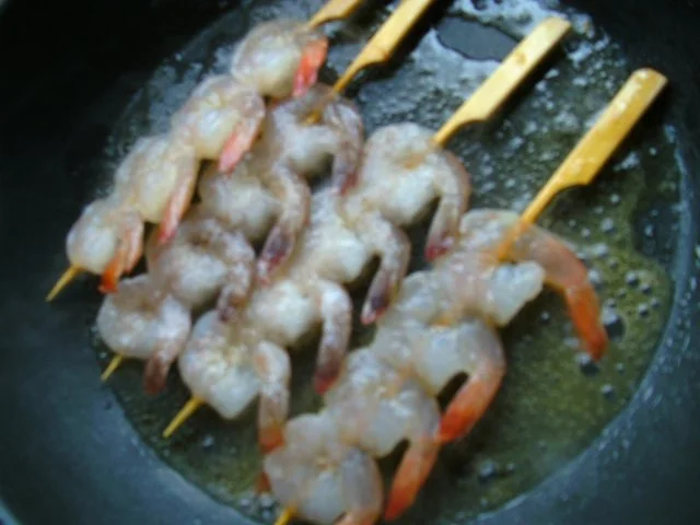 scharfer Dipp.. mit Garnelen-Spieße - Rezept - Bild Nr. 11