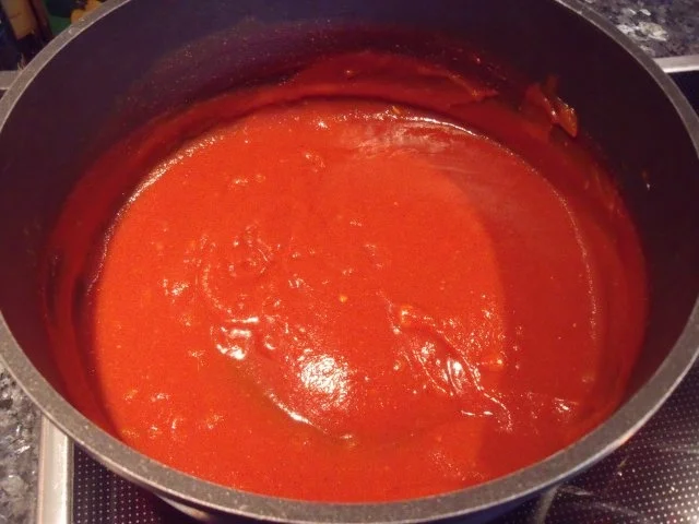 Rezept: Currysauce für Currywurst Bild Nr. 2 Currysauce für Currywurst - Rezept - Bild Nr. 2