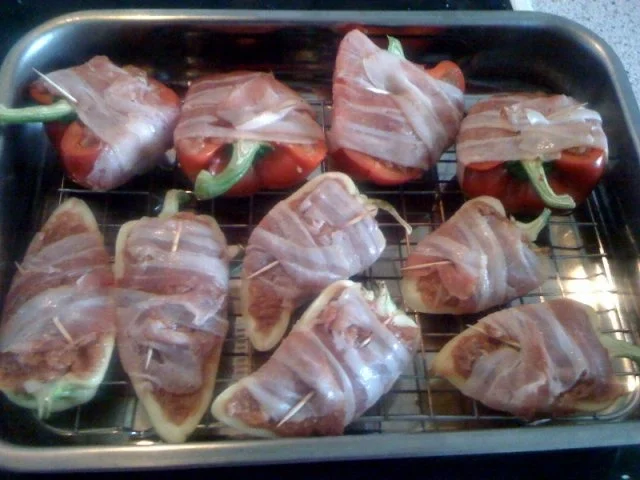 Rezept: Paprika-Schiffchen mit Hackfleisch Bild Nr. 3 Paprika-Schiffchen mit Hackfleisch - Rezept - Bild Nr. 3