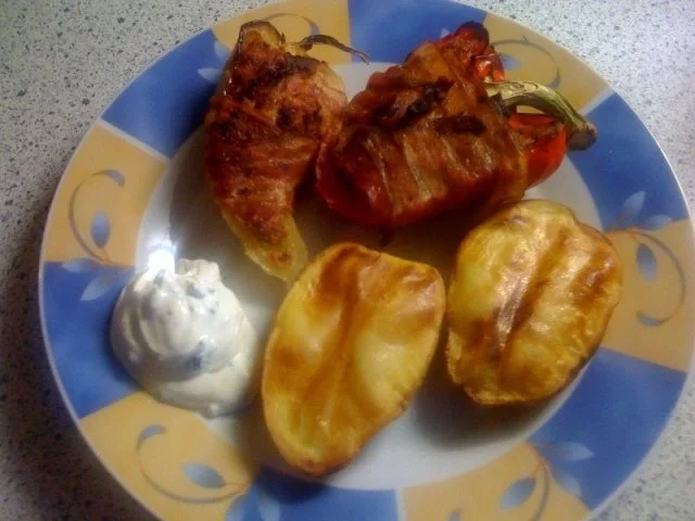 Rezept: Paprika-Schiffchen mit Hackfleisch Paprika-Schiffchen mit Hackfleisch - Rezept