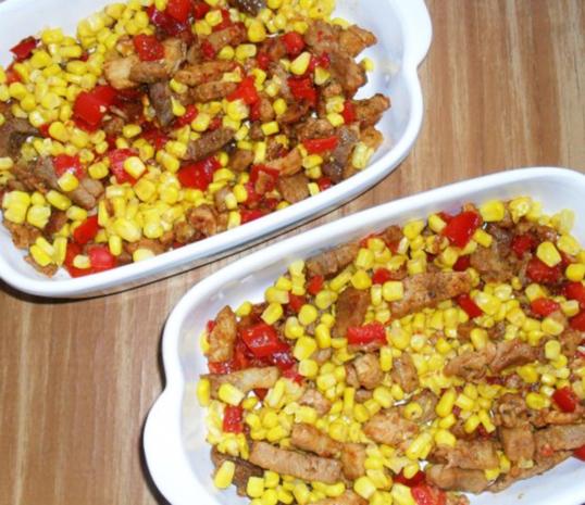 Gyrosauflauf mit Gyrosfleisch und Paprika