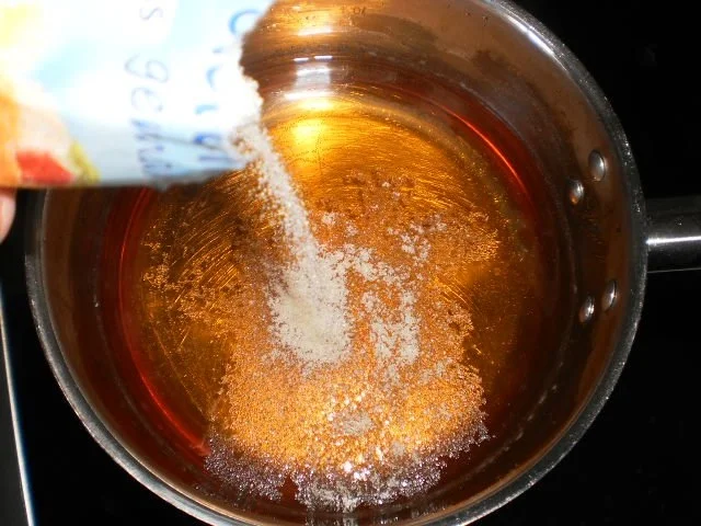 Apfel-Götterspeise mit Vanillesoße - Rezept - Bild Nr. 4