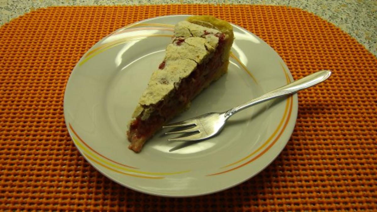 Träubleskuchen mit Nuss-Baiser - Rezept - kochbar.de