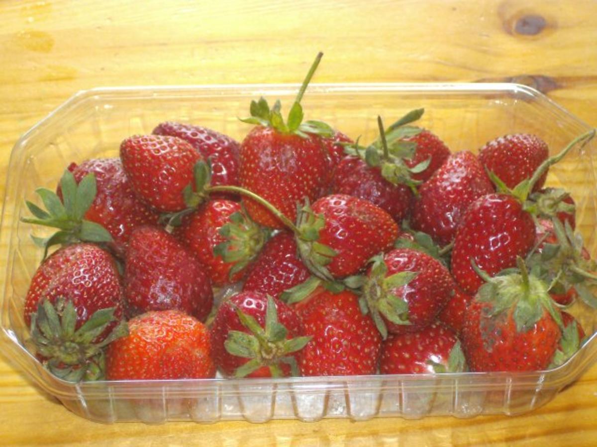 Minz - Erdbeer - Bowle - Rezept - Bild Nr. 4