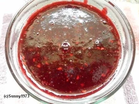 Rote-Grütze-Marmelade - Rezept