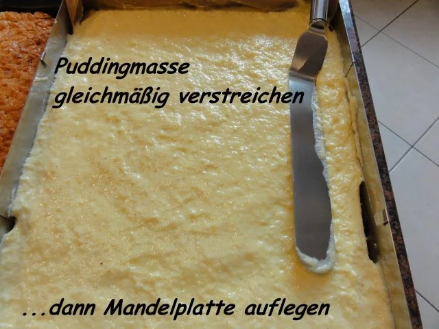 Rezept: Hefe: BIENENSTICH mit Puddingfüllung Bild Nr. 9 Hefe: BIENENSTICH mit Puddingfüllung - Rezept - Bild Nr. 9