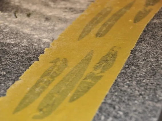 Rezept: Salbei Tagliatelle Bild Nr. 4 Salbei Tagliatelle - Rezept - Bild Nr. 4