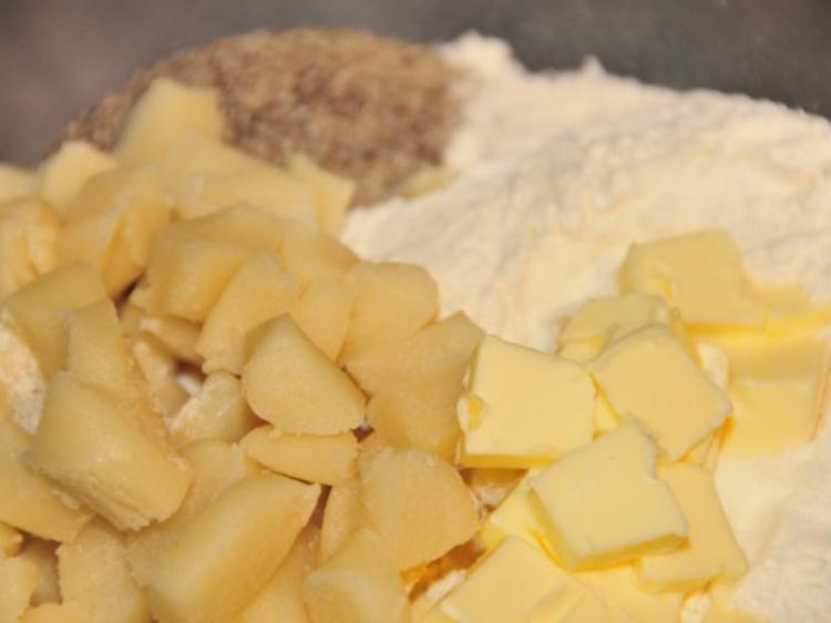 Apeltarte mit Marzipanstreusel - einfach - von tonka