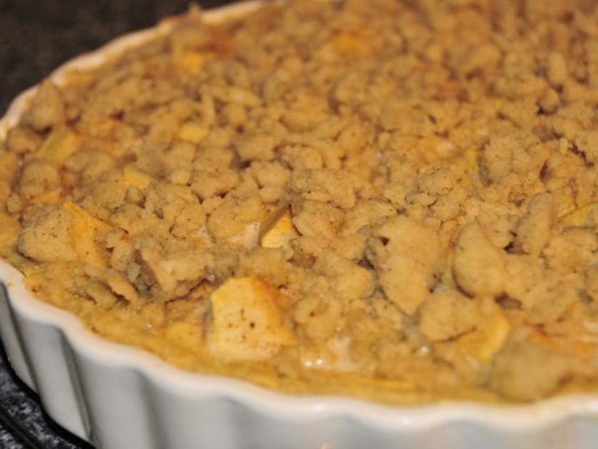 Apeltarte mit Marzipanstreusel - einfach - von tonka