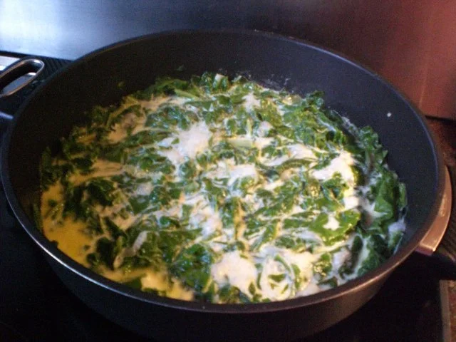 Spaghetti mit Mangold-Knobi-Sahnesoße - Rezept - Bild Nr. 5