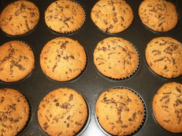 Rezept: Coca-Cola-Muffins Bild Nr. 4 Coca-Cola-Muffins - Rezept - Bild Nr. 4