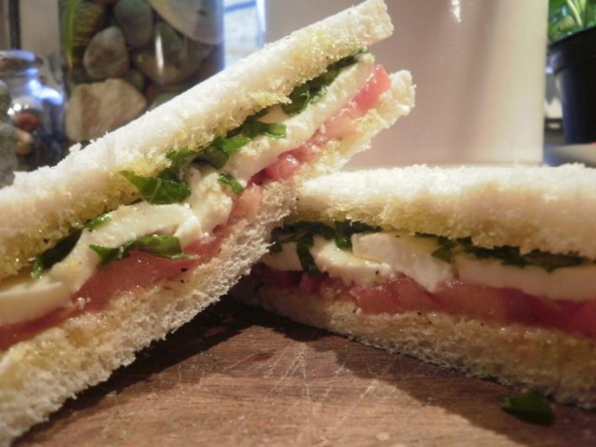 Caprese Sandwich - Rezept - Bild Nr. 2