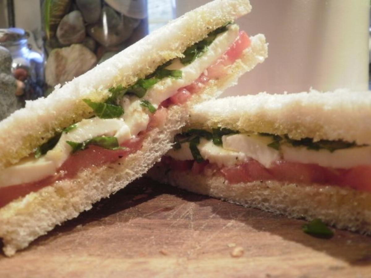 Caprese Sandwich - Rezept - Bild Nr. 3
