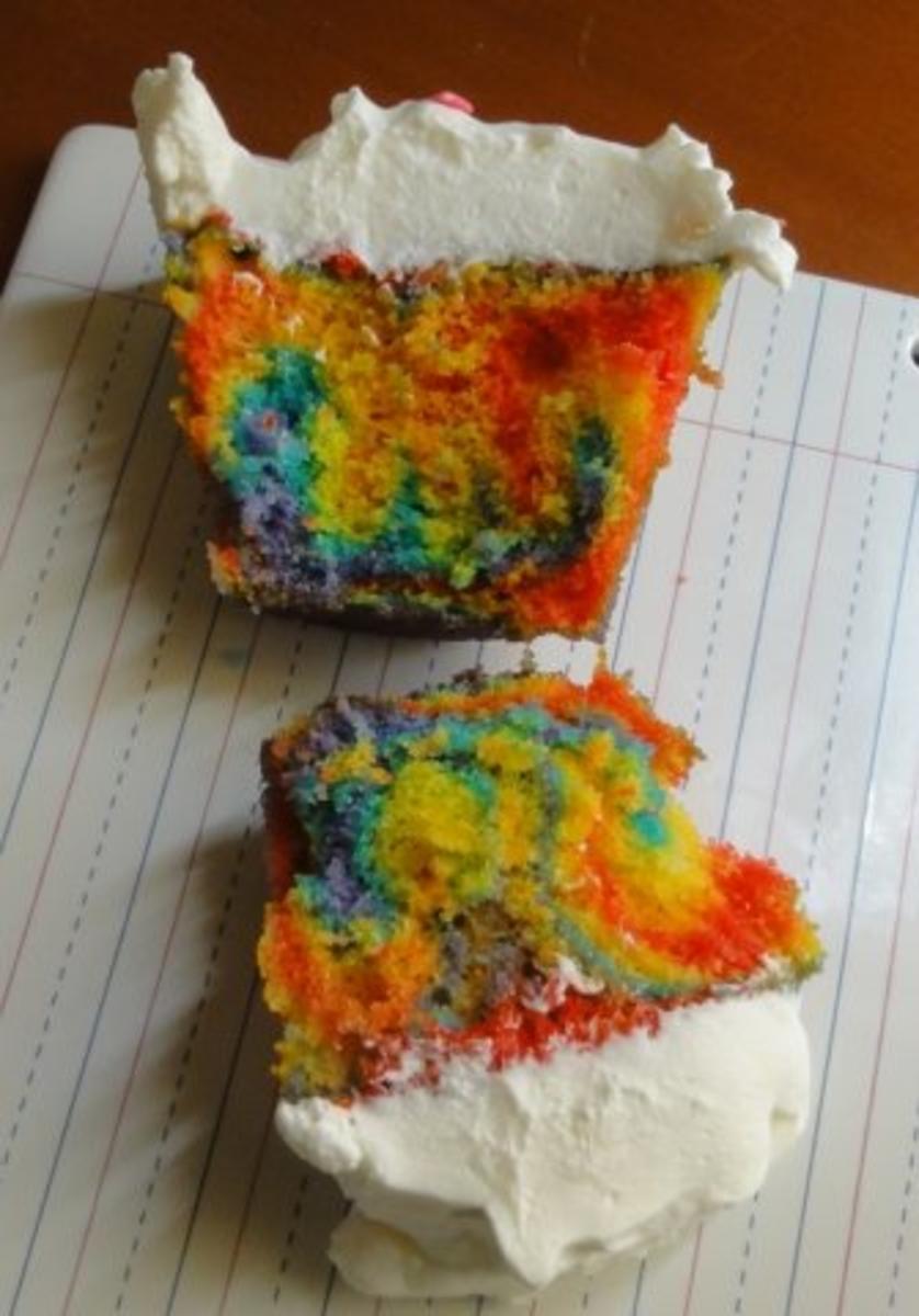 Regenbogen Cupcakes - Rezept - Bild Nr. 2