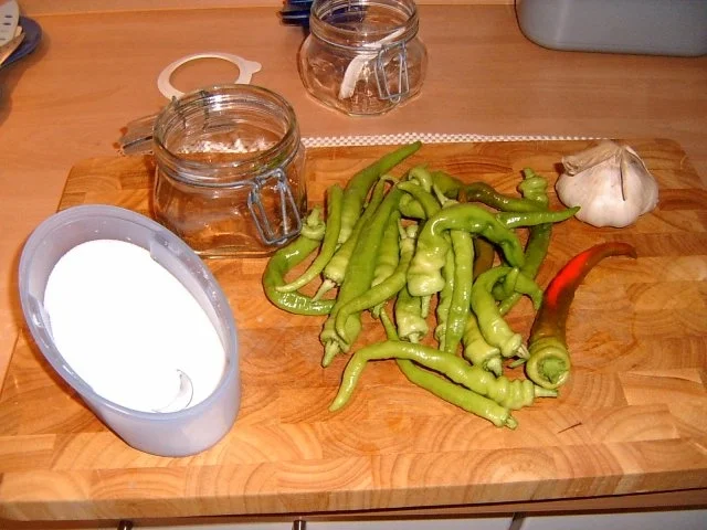 Rezept: Eingelgte milde Pepperronie Bild Nr. 2 Eingelgte milde Pepperronie - Rezept - Bild Nr. 2