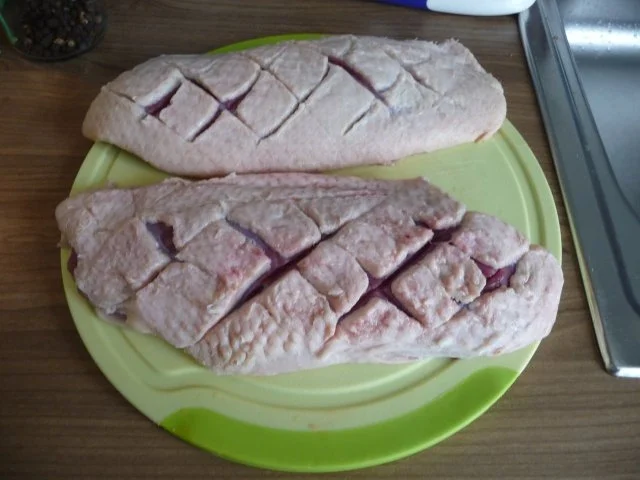 Geflügel - Entenbrust an Kartoffelring mit Gurkensalat - Rezept - Bild Nr. 2