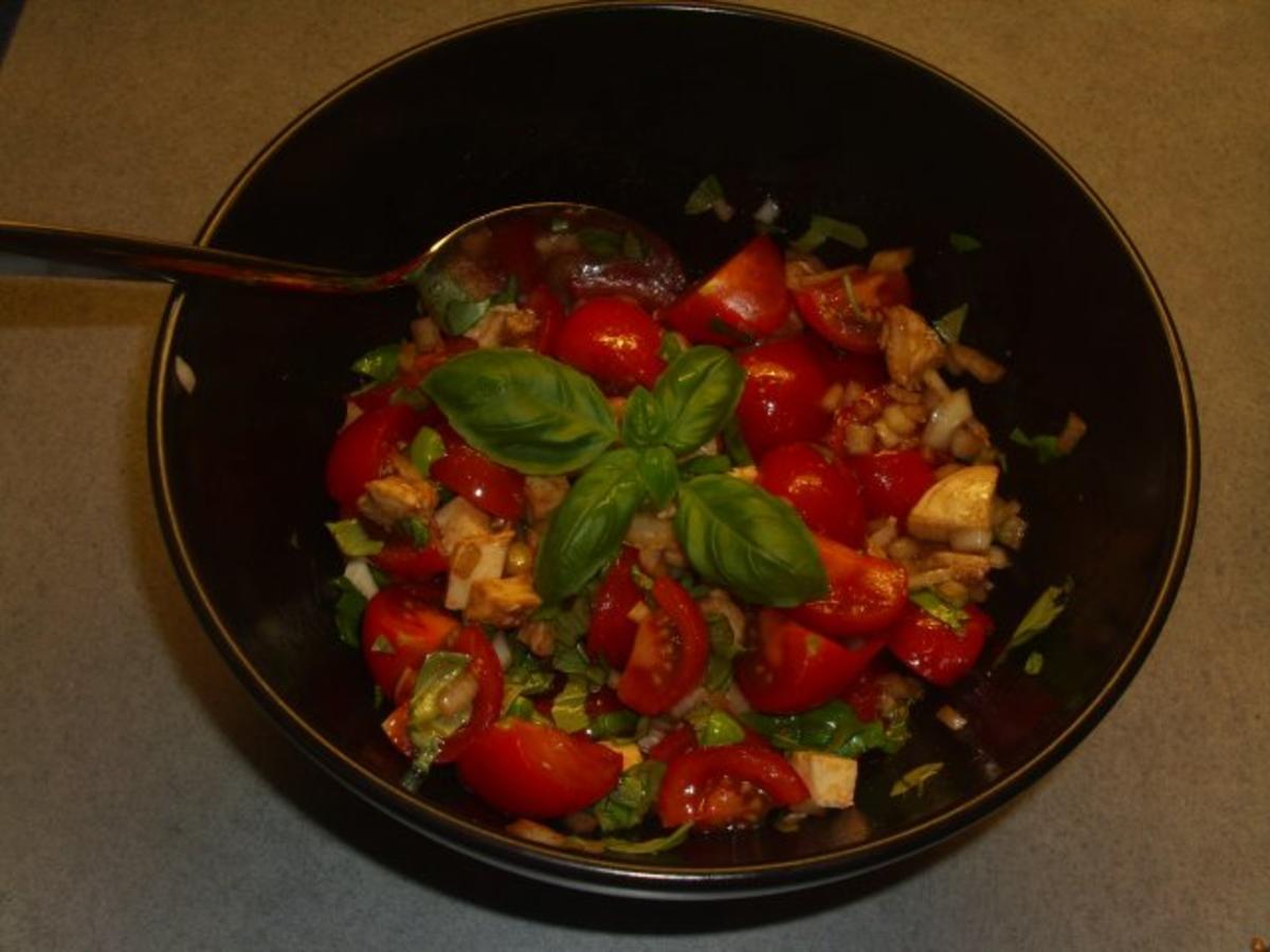 Bärchens Tomatensalat - Rezept - Bild Nr. 3