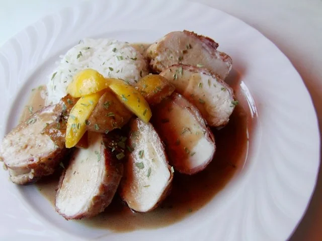 Hähnchenbrust in Cassis-Sektsoße - Rezept