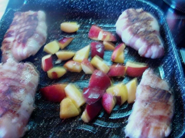 Hähnchenbrust in Cassis-Sektsoße - Rezept - Bild Nr. 4