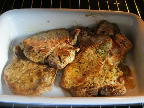 Rezept: Kotlette satt-sanft gegart und würzig. Bild Nr. 6 Kotlette satt-sanft gegart und würzig. - Rezept - Bild Nr. 6