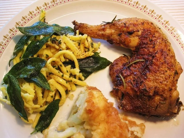 Rezept: Spätzle mit Knusper-Salbei ... Bild Nr. 2 Spätzle mit Knusper-Salbei ... - Rezept - Bild Nr. 2