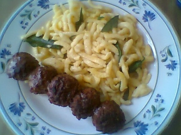 Rezept: Spätzle mit Knusper-Salbei ... Bild Nr. 7 Spätzle mit Knusper-Salbei ... - Rezept - Bild Nr. 7