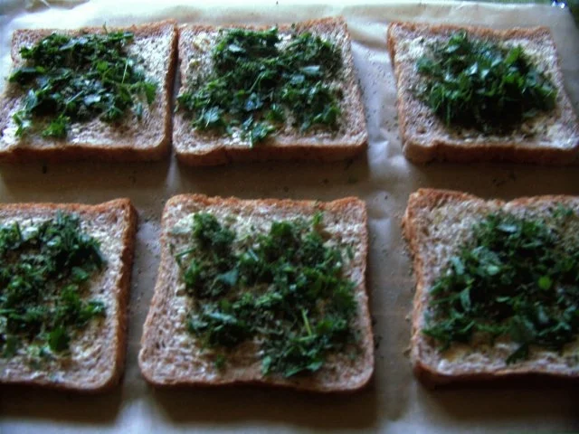 ÜBERBACKENES  KRÄUTERTOAST - Rezept - Bild Nr. 3