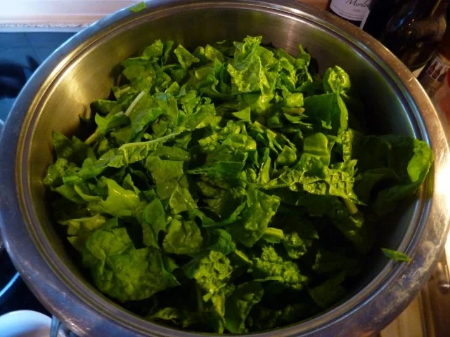 Rezept: Vegetarisch: Kartoffel-Mangold-Auflauf Bild Nr. 2 Vegetarisch: Kartoffel-Mangold-Auflauf - Rezept - Bild Nr. 2