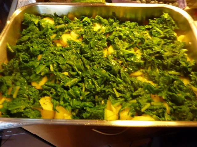 Rezept: Vegetarisch: Kartoffel-Mangold-Auflauf Bild Nr. 4 Vegetarisch: Kartoffel-Mangold-Auflauf - Rezept - Bild Nr. 4