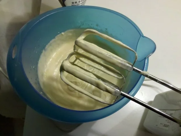 Rezept: Kuchen: Ein Blondie zum Schwärmen! Bild Nr. 2 Kuchen: Ein Blondie zum Schwärmen! - Rezept - Bild Nr. 2