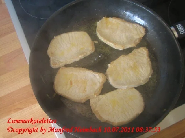 Fleisch – Lummerkoteletts mit Oma’s beschwipsten Zwiebelgemüse - Rezept - Bild Nr. 2