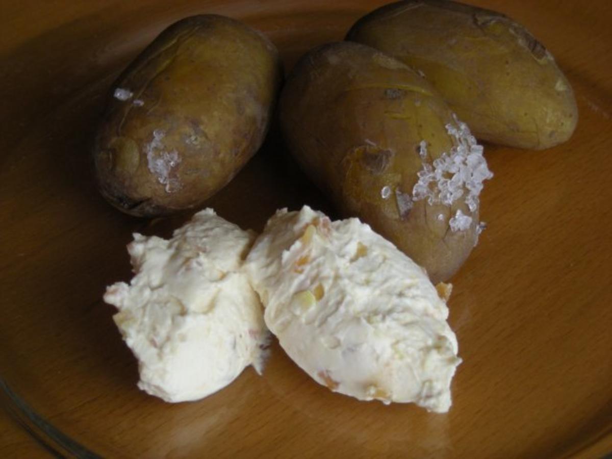 Kartoffeln mit Zwiebeldipp - Rezept mit Bild - kochbar.de