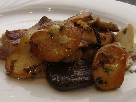 Rezept: Kotelett vom Iberico Schwein mit gebratenen Pilzen Bild Nr. 2 Kotelett vom Iberico Schwein mit gebratenen Pilzen - Rezept - Bild Nr. 2