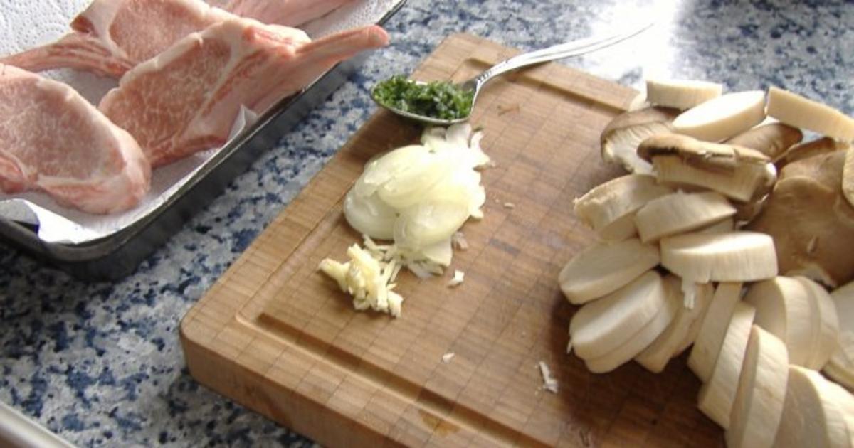 Kotelett vom Iberico Schwein mit gebratenen Pilzen - Rezept - Bild Nr. 3