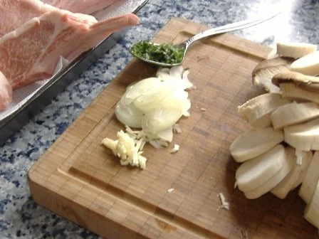 Rezept: Kotelett vom Iberico Schwein mit gebratenen Pilzen Bild Nr. 3 Kotelett vom Iberico Schwein mit gebratenen Pilzen - Rezept - Bild Nr. 3