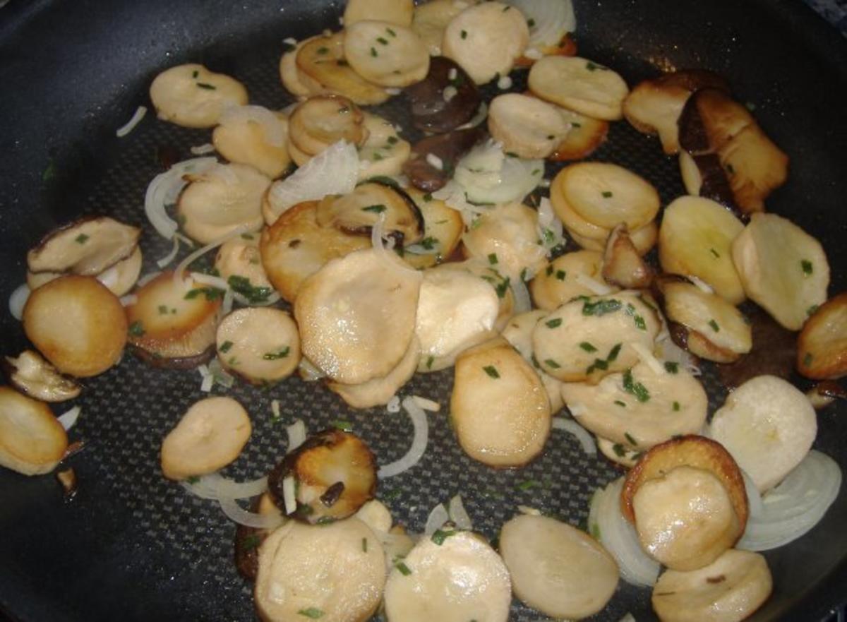 Kotelett vom Iberico Schwein mit gebratenen Pilzen - Rezept - Bild Nr. 5