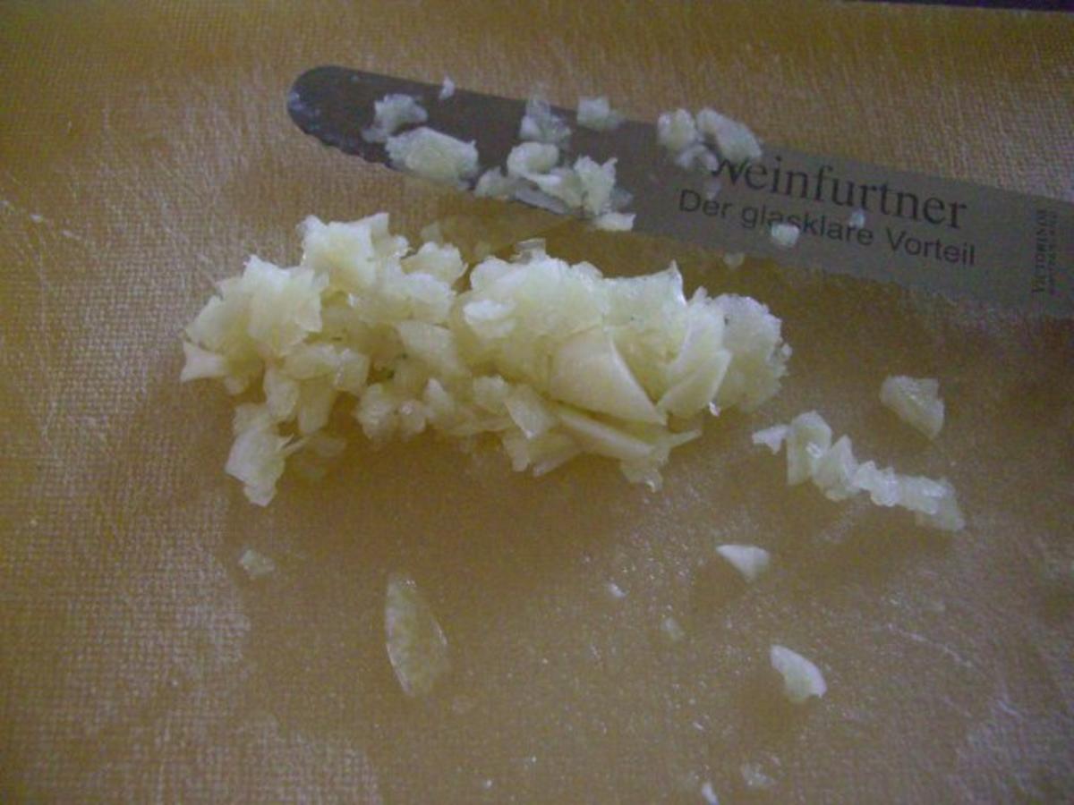 Eingelegte Auberginen mit Schafskäse - einfach - 64 kcal/100g