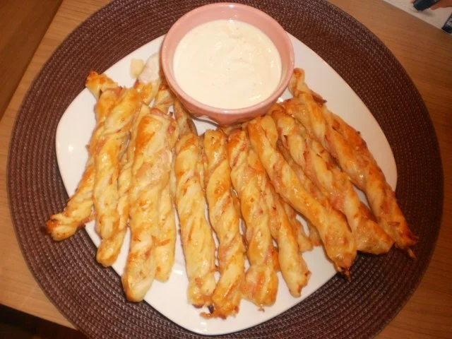 Rezept: Schinken-Käse Stangerl Schinken-Käse Stangerl - Rezept