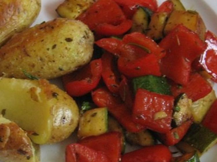 Paprika-Zucchini-Gemüse - Rezept mit Bild - kochbar.de