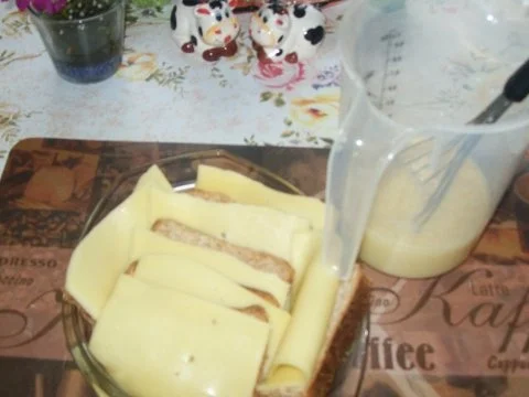 Rezept: Mamas - Käse- Toastauflauf Bild Nr. 4 Mamas - Käse- Toastauflauf - Rezept - Bild Nr. 4