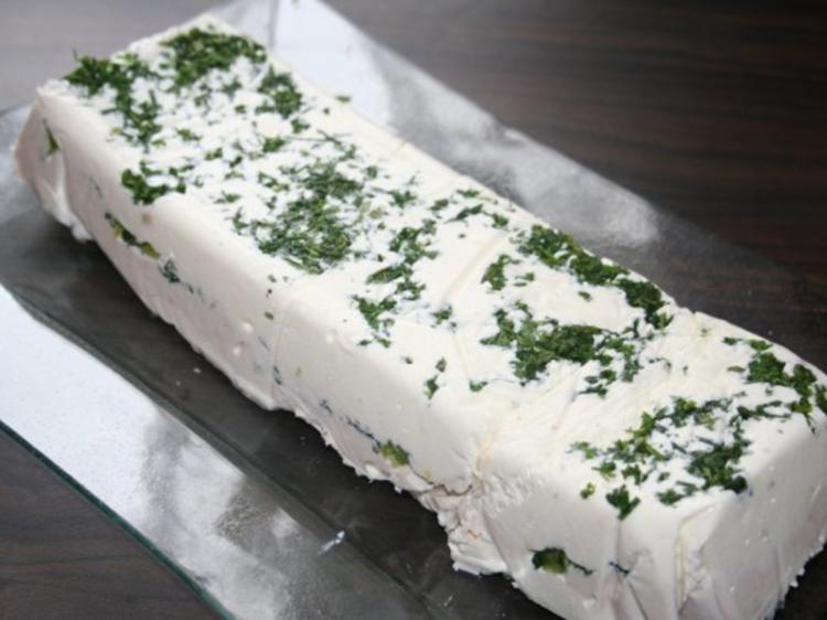 Forellenterrine mit geräucherte Forelle und Frischkäse Rezept mit