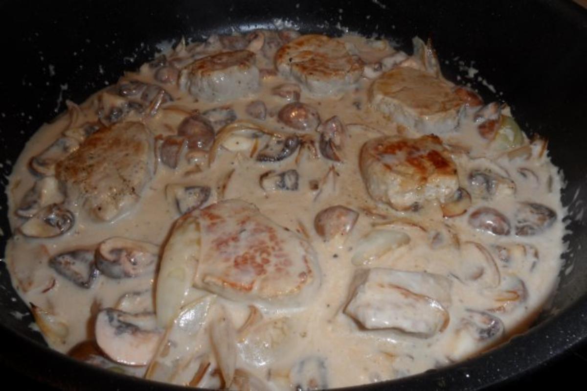 Schweinefilet mit Champignons - Rezept mit Bild - kochbar.de